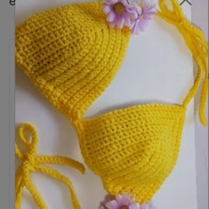 Crochet bikini top